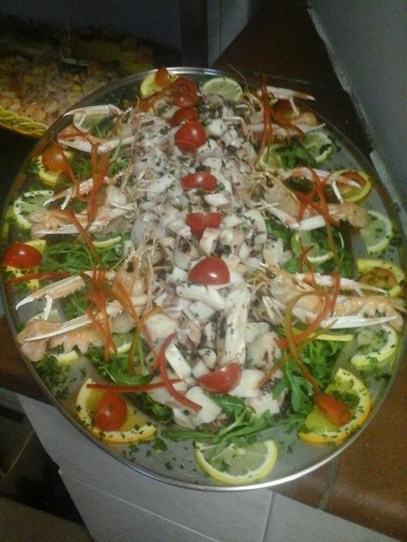 באסטיה אומברה Hotel Santa Lucia מראה חיצוני תמונה