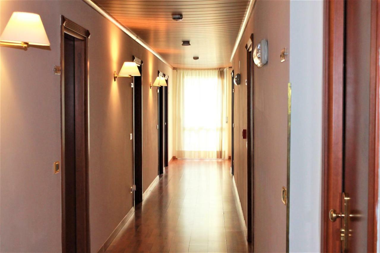 באסטיה אומברה Hotel Santa Lucia מראה חיצוני תמונה